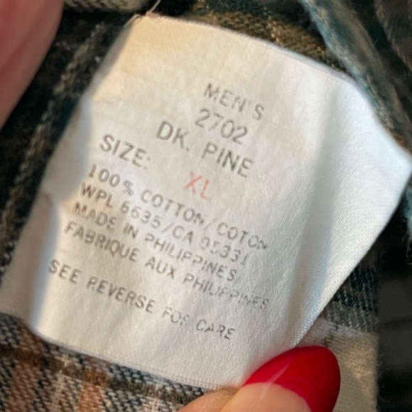 Woolrich Vintage Long Sleeve Button Down Size XL Dark Pine Plaid - Picture 4 of 11